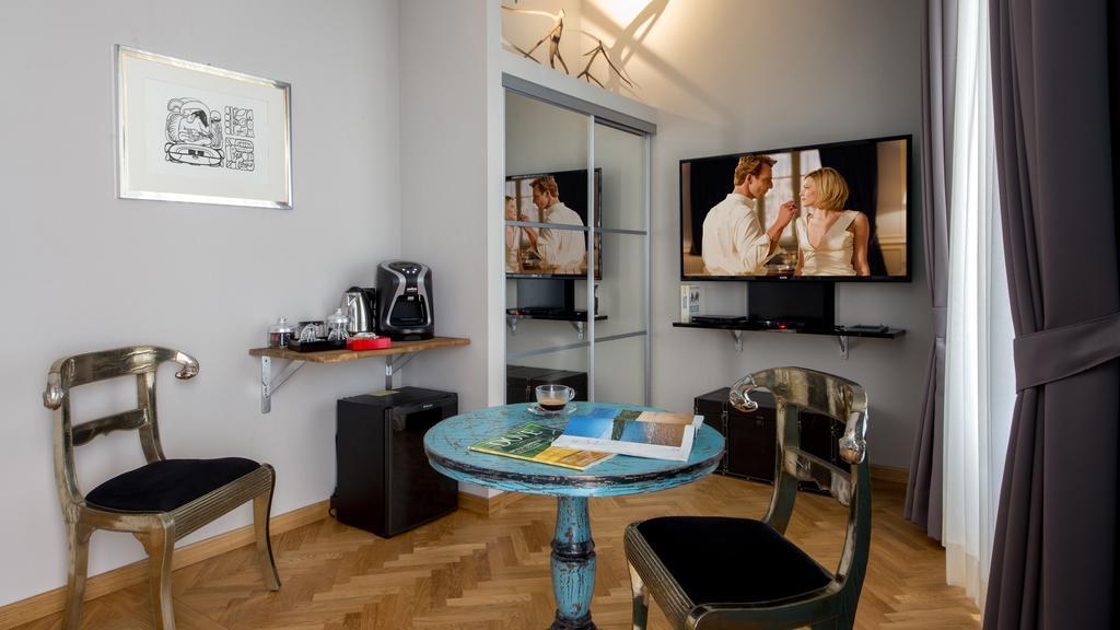 Qt Suites Roma Exterior foto