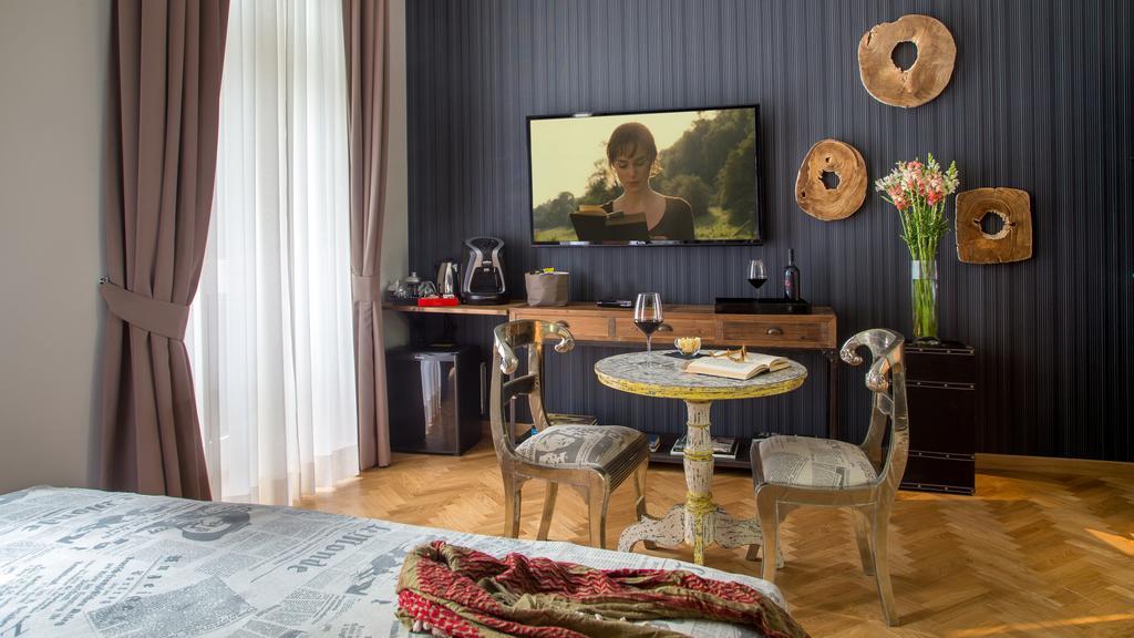 Qt Suites Roma Exterior foto