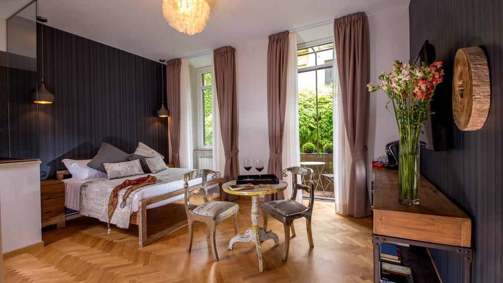 Qt Suites Roma Zimmer foto